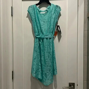 BNWT lace dress